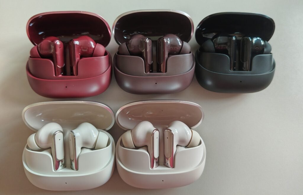 Glossy electroplating decorative trim on custom TWS earbuds Panel